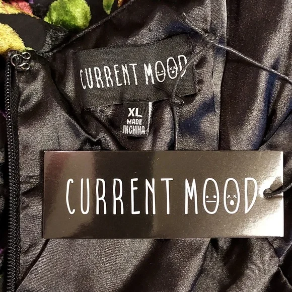 DO NOT BUY- SOLD NWT Dolls Kill Current Mood Floral Velvet Mini Dress - Picture 8 of 9